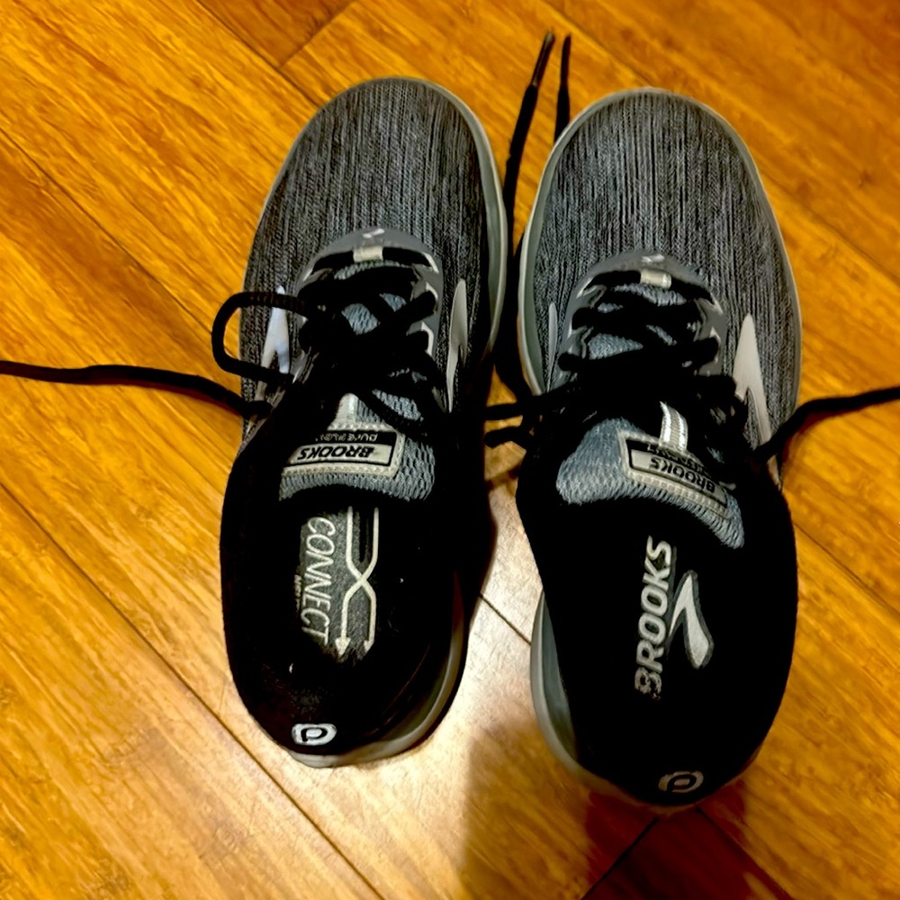 Brooks PureFlow 7 Primer Black Oyster Grey Running Shoes 1202621B055, Women's 5
